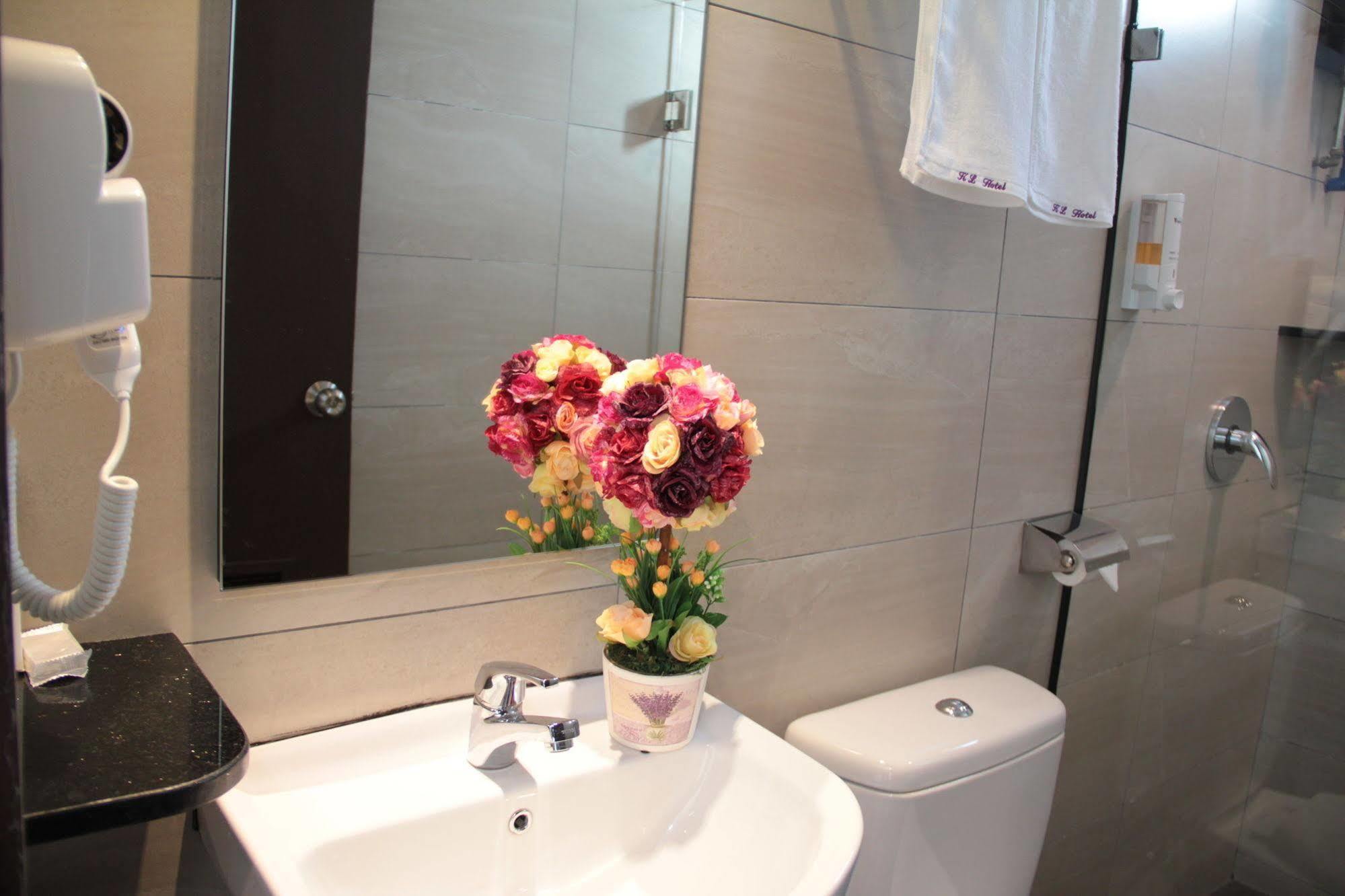 Kl Hotel Лабуан Екстер'єр фото